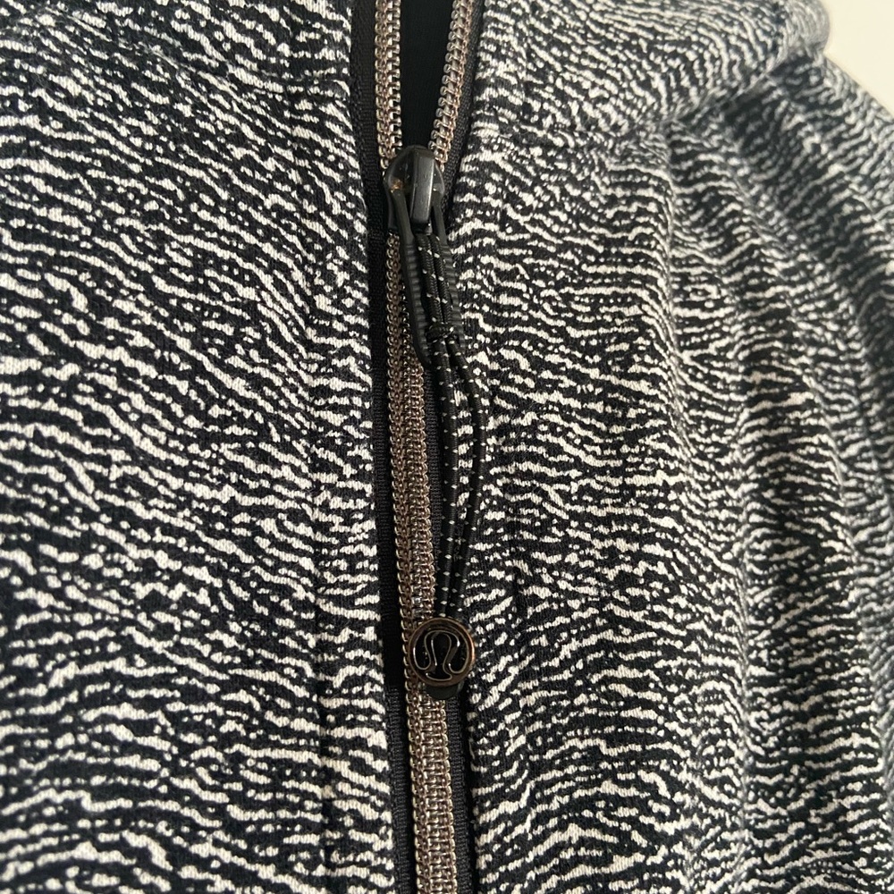 Lululemon Patterned Zip Up - image 3